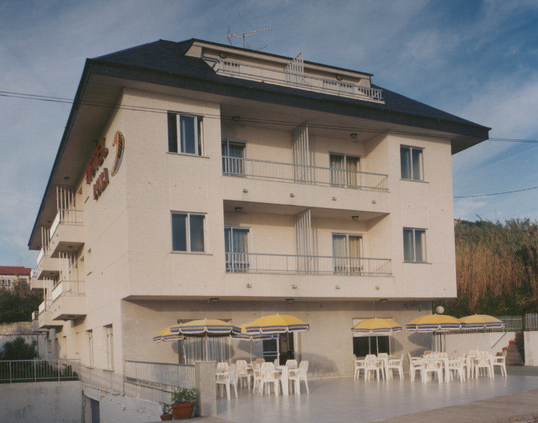 Hotel Duna Portonovo Exterior photo